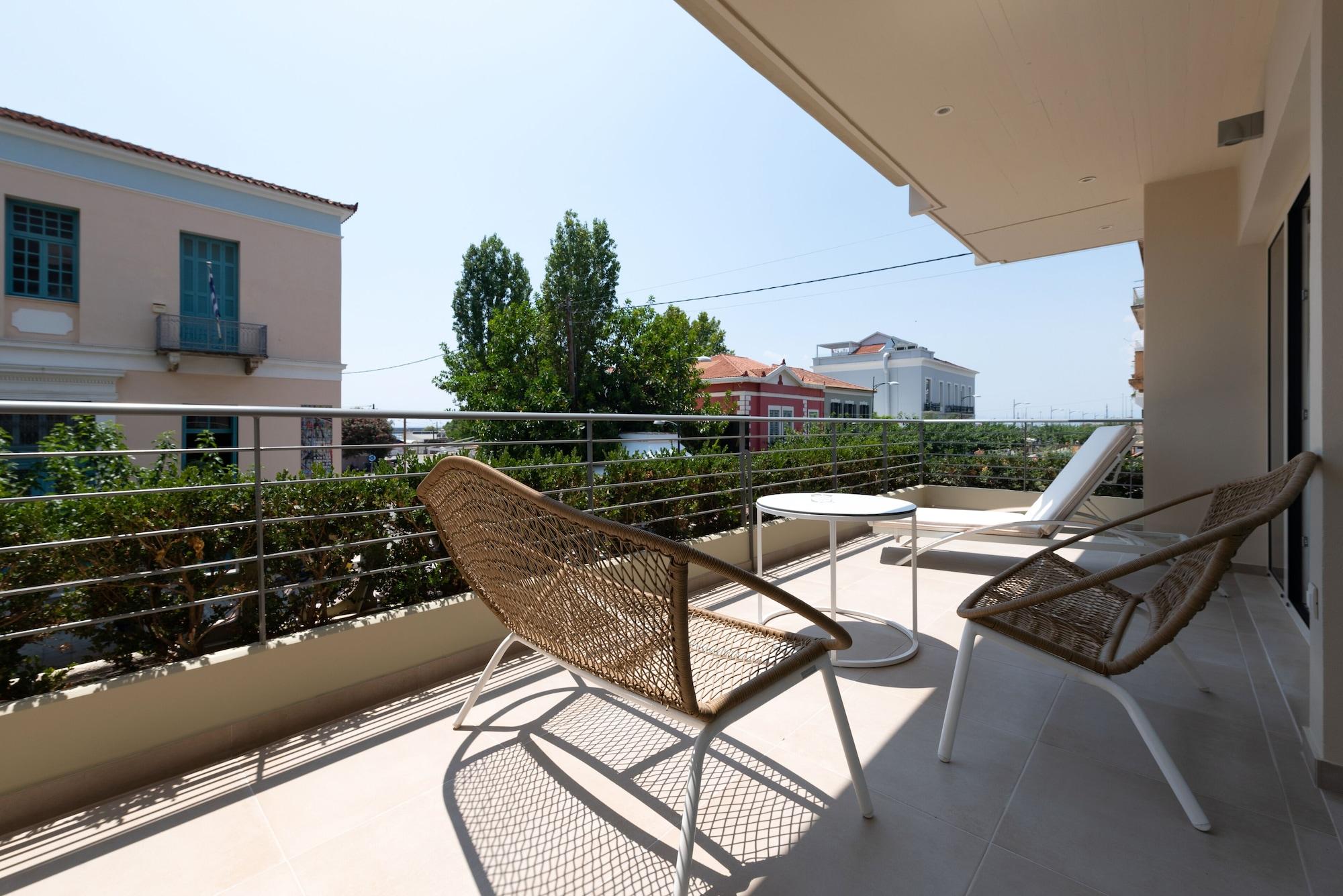 Pharae Palace Kalamata Bagian luar foto