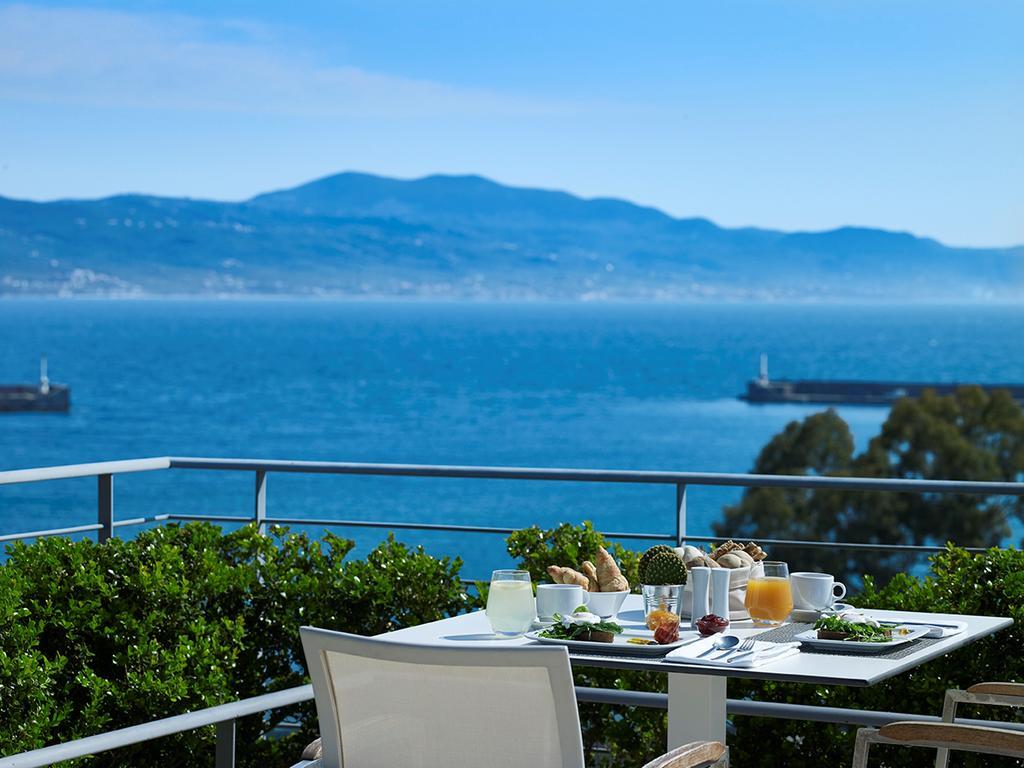 Pharae Palace Kalamata Bagian luar foto
